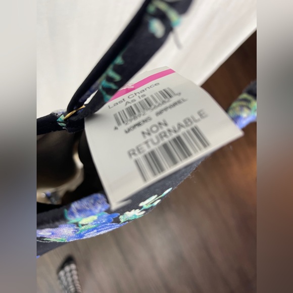 WeWoreWhat Underwire Black With Blue Flowers One-Piece Size Medium NWT - Picture 9 of 11